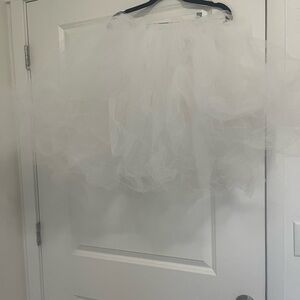 Chic White Tulle Mini Skirt